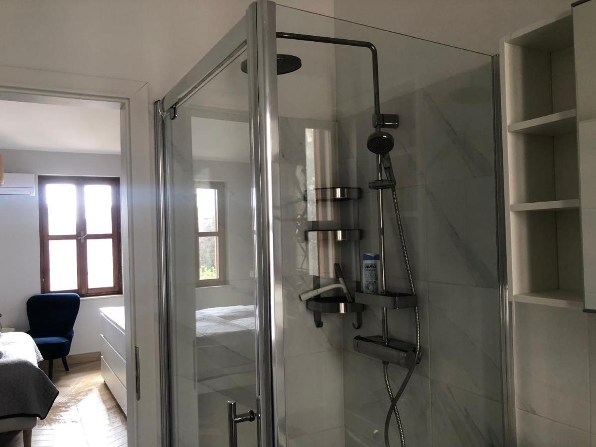De Luxe Room In The Heart Of The City Rovinj Bagian luar foto