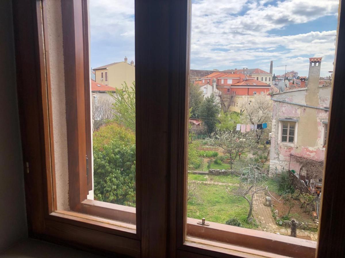 De Luxe Room In The Heart Of The City Rovinj Bagian luar foto